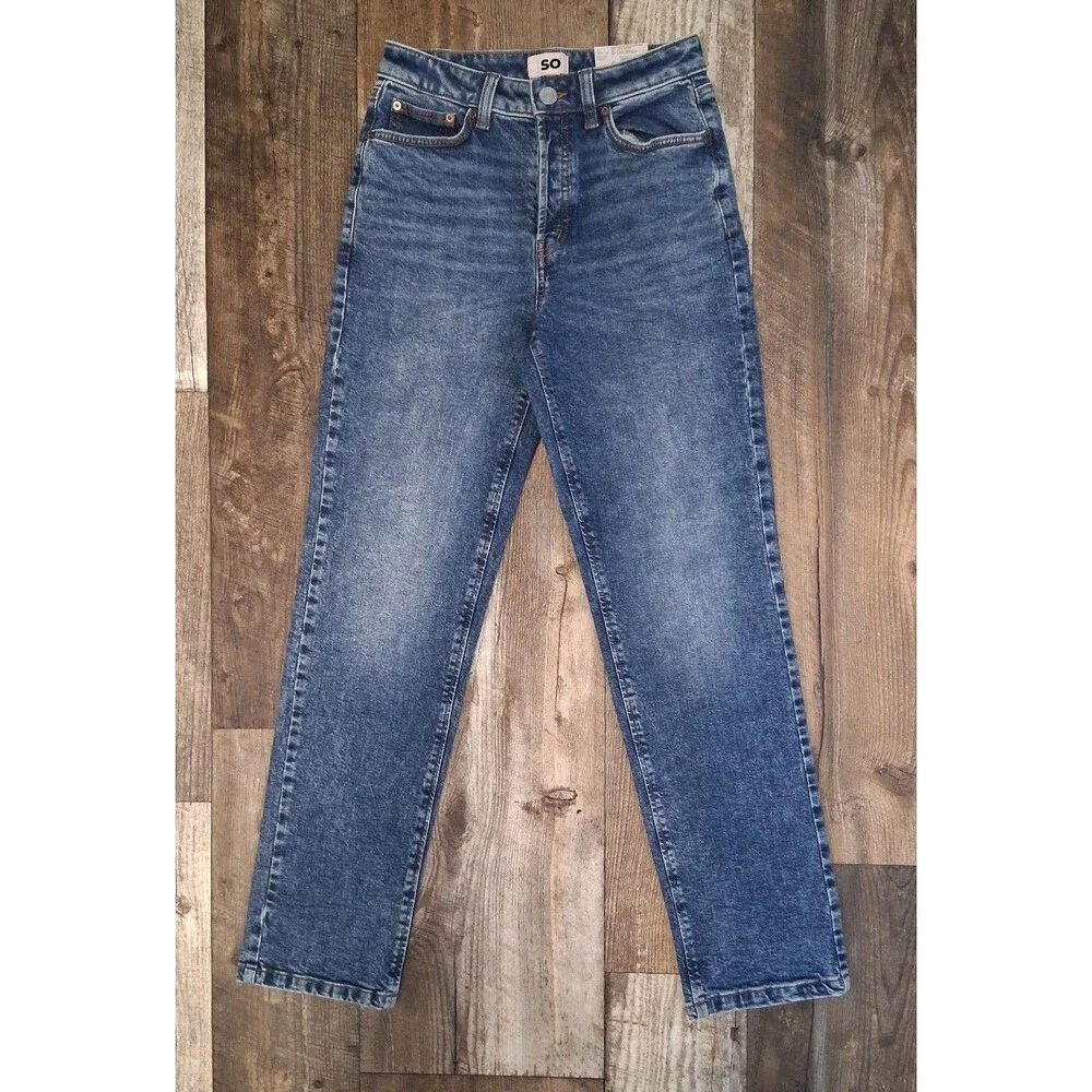 NWT! Juniors SO High Rise Button Fly Slim Straight Jeans, Medium Wash, 5/27W